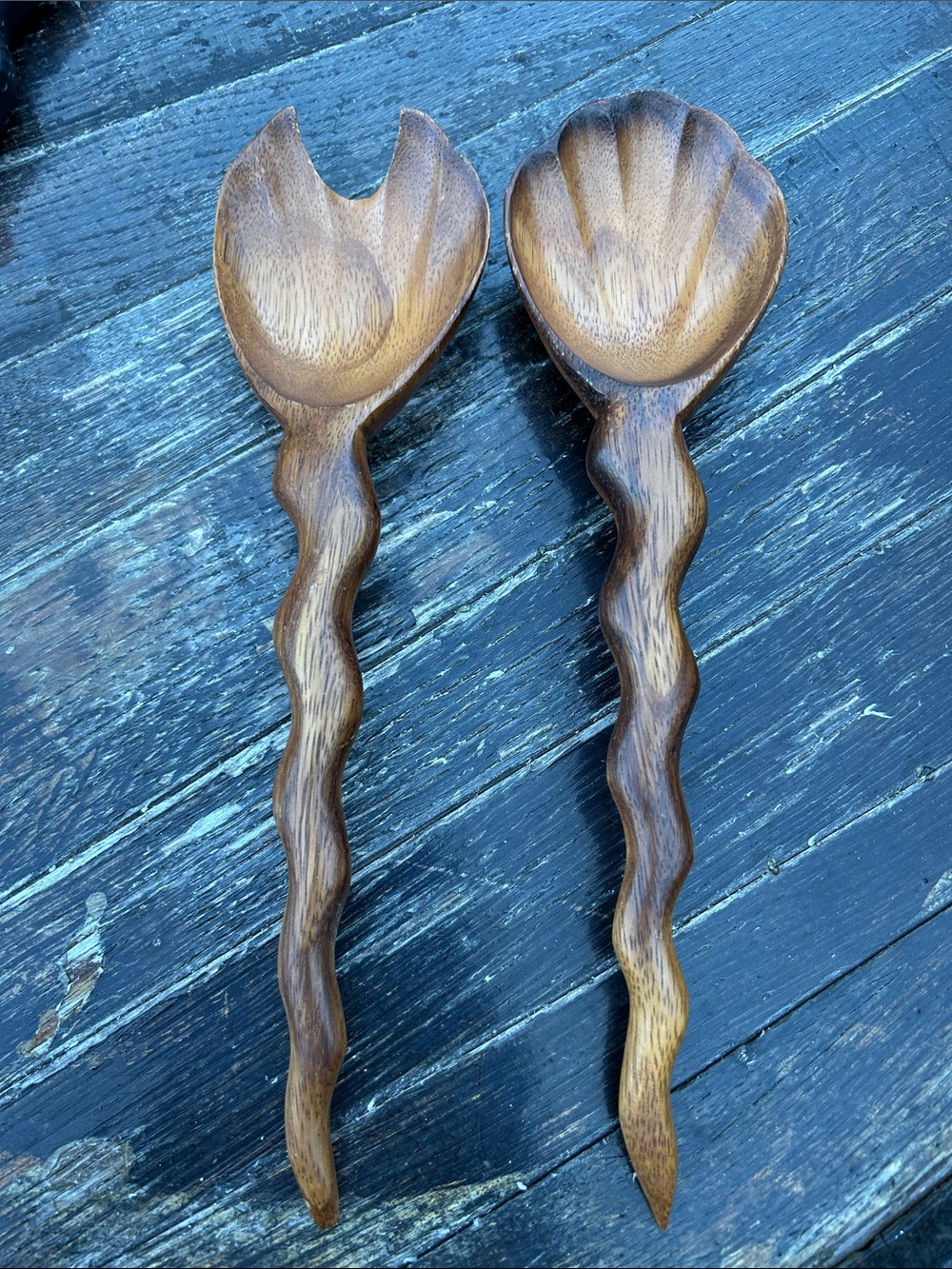Vintage hand-carved wooden salad server Fork & Spoon set